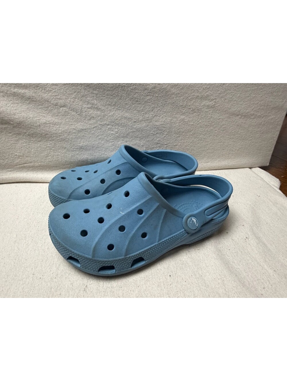 Crocs Classic Clogs Blue Men’s 4 Women’s 6 Slip On Comfort Shoes